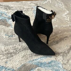 NEW Betsey Johnson heeled boots